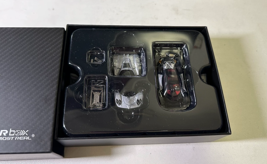 Almost Real 1:64 Pagani Zonda F Geneva Diecast Model with Opening Parts