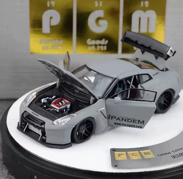PGM 1/64 Nissan GT-R R35 Pandem Combat Grey Deluxe