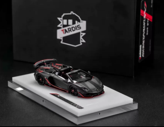 Tardis 1/64 Lamborghini Aventador SVJ Roadster Black Red Livery Model