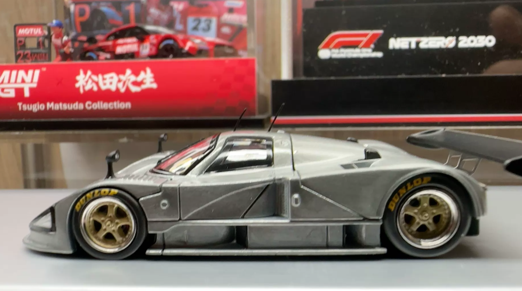 MOTORHELIX 1/64 Mazda 787B Shanghai Clearcoat Magnetic Shell