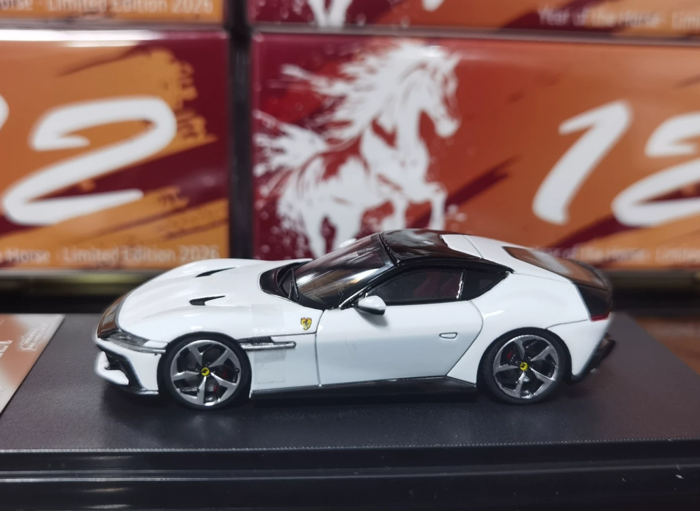 Phantom Knight 1/64 Ferrari 12 Cilindri Coupe White