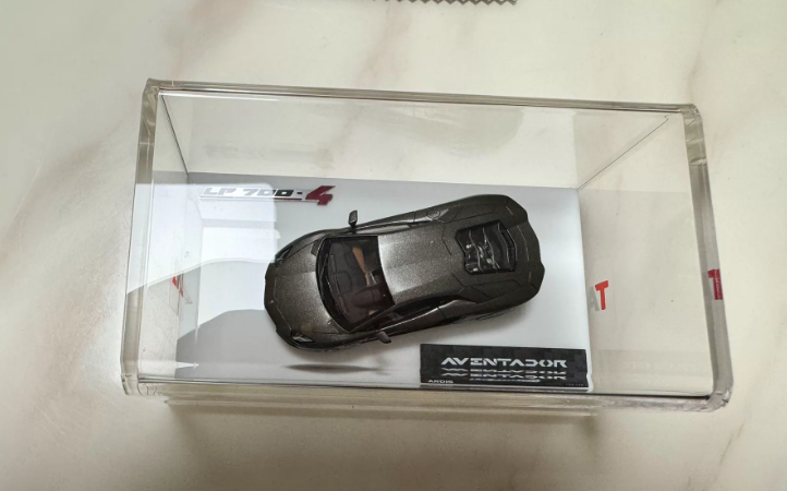 Tardis 1/64 Lamborghini Aventador LP700-4 Quicksand Grey Model
