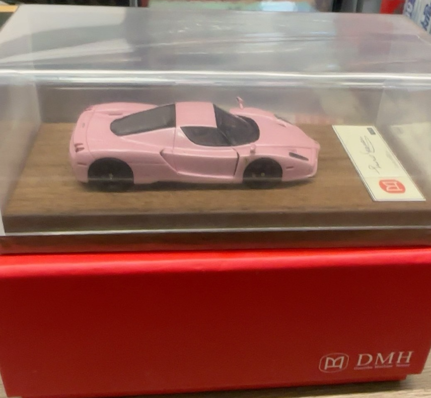 DMH 1/64 Ferrari Enzo Pink Ltd – 66pcs