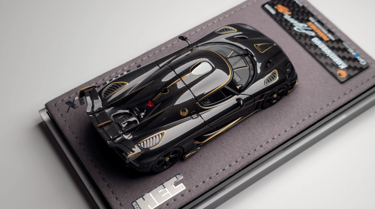 Gryning 1/43 Koenigsegg Agera RS Phoenix Carbon Gold 2025 HEC Edition