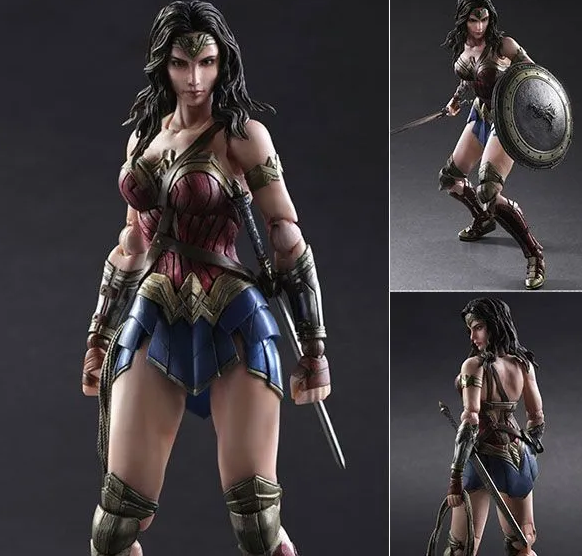 Play Arts Kai Wonder Woman Batman v Superman Dawn of Justice Figure