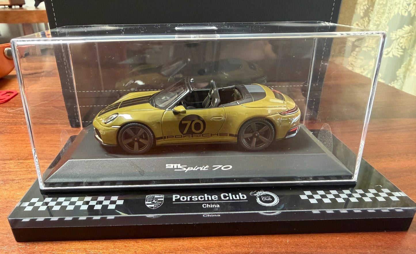 Porsche 911 Spirit 70 1/43 Diecast Model Limited Edition Yellow