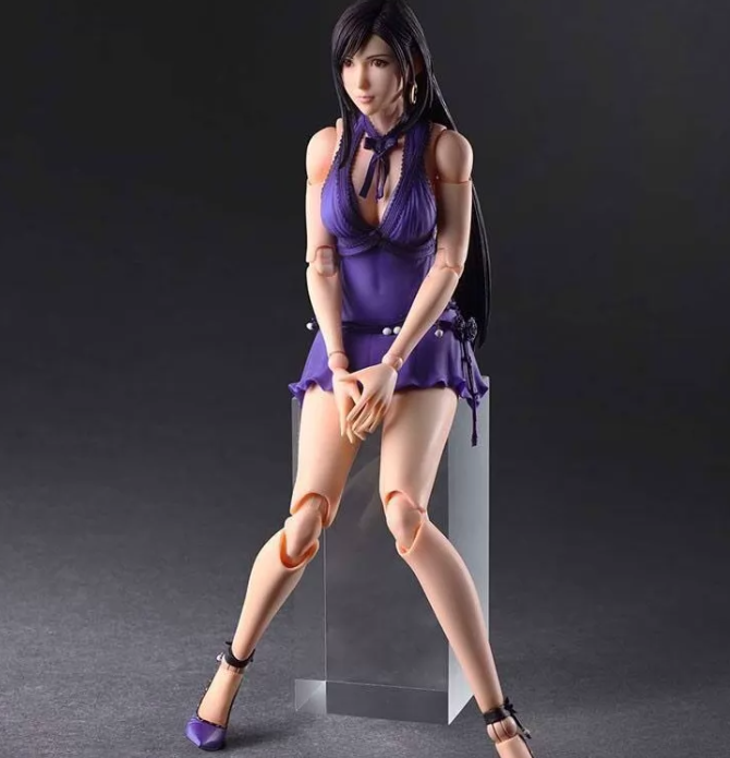 Play Arts Kai Final Fantasy VII Remake Tifa Lockhart Exotic Dress Ver Figure