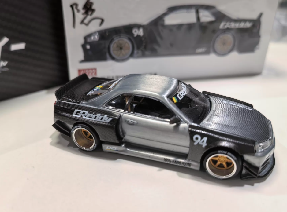 Kaido House Mini GT 1:64 Nissan Skyline GT-R R34 GReddy V2 Chase Car