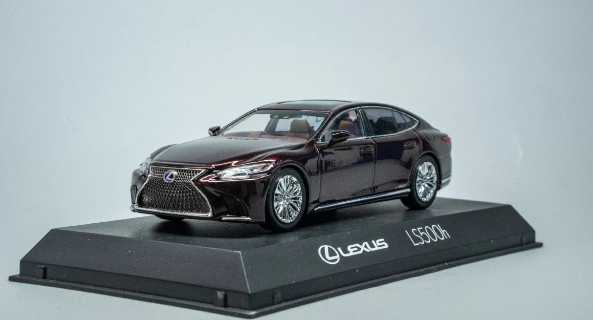 Kyosho 1/43 Lexus LS500h Sonic Agate Red Diecast Model