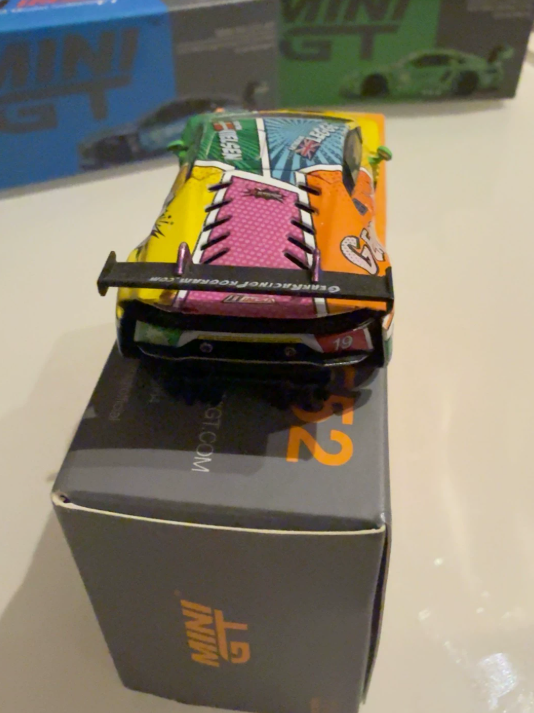 MINIGT 1/64 Lamborghini Huracán GT3 EVO #19 GEAR Racing Comic Livery