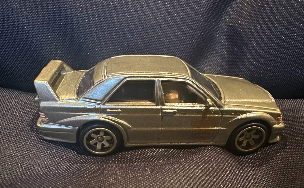 Hot Wheels Car Culture Mercedes Benz 190 E Evo II Gold Chase 0of5 FPY86
