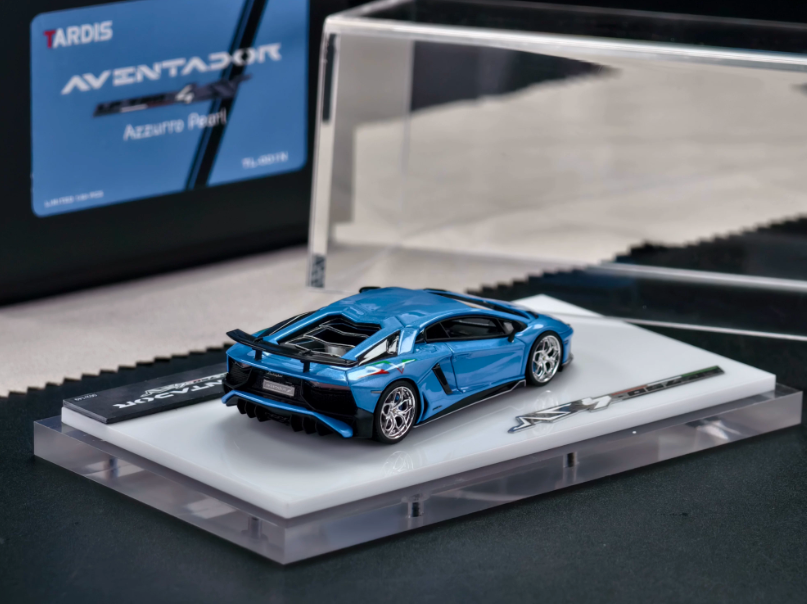 TARDIS 1/64 Lamborghini Aventador LP750-4SV Azzurro Pearl Resin Model