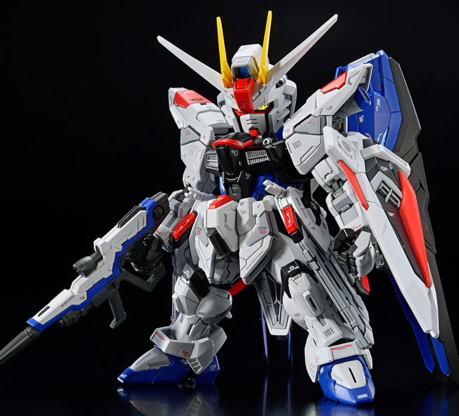 Bandai MGSD ZGMF-X10A Freedom Gundam Model Kit