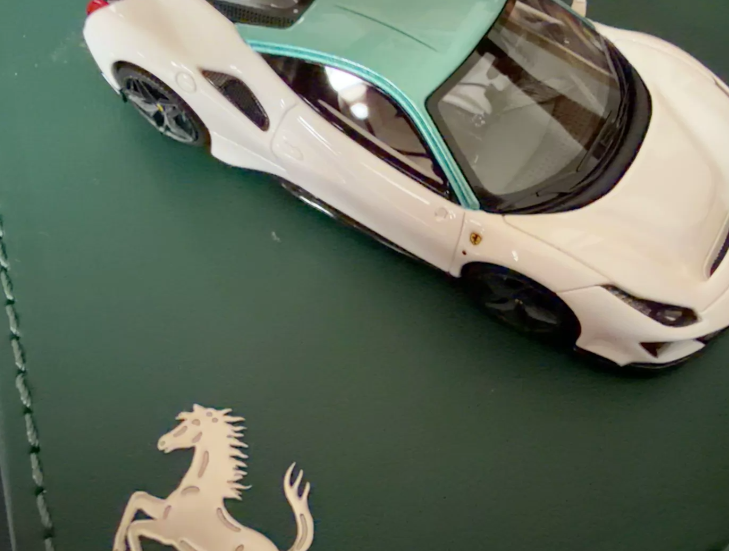 Rotating Wheel 1/64 Ferrari 488 Pista White Green Roof Double Set Limited 149