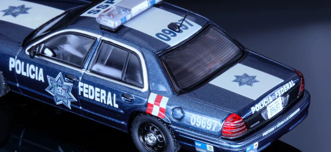Rollin 1/64 Ford Crown Victoria Policia Federal Police Interceptor
