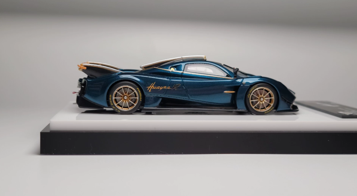 Figart 1/43 Pagani Huayra R Peacock Blue Carbon Model