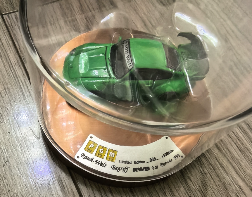 PGM 1/64 RWB Porsche 993 Rough Rhythm Green Limited 999