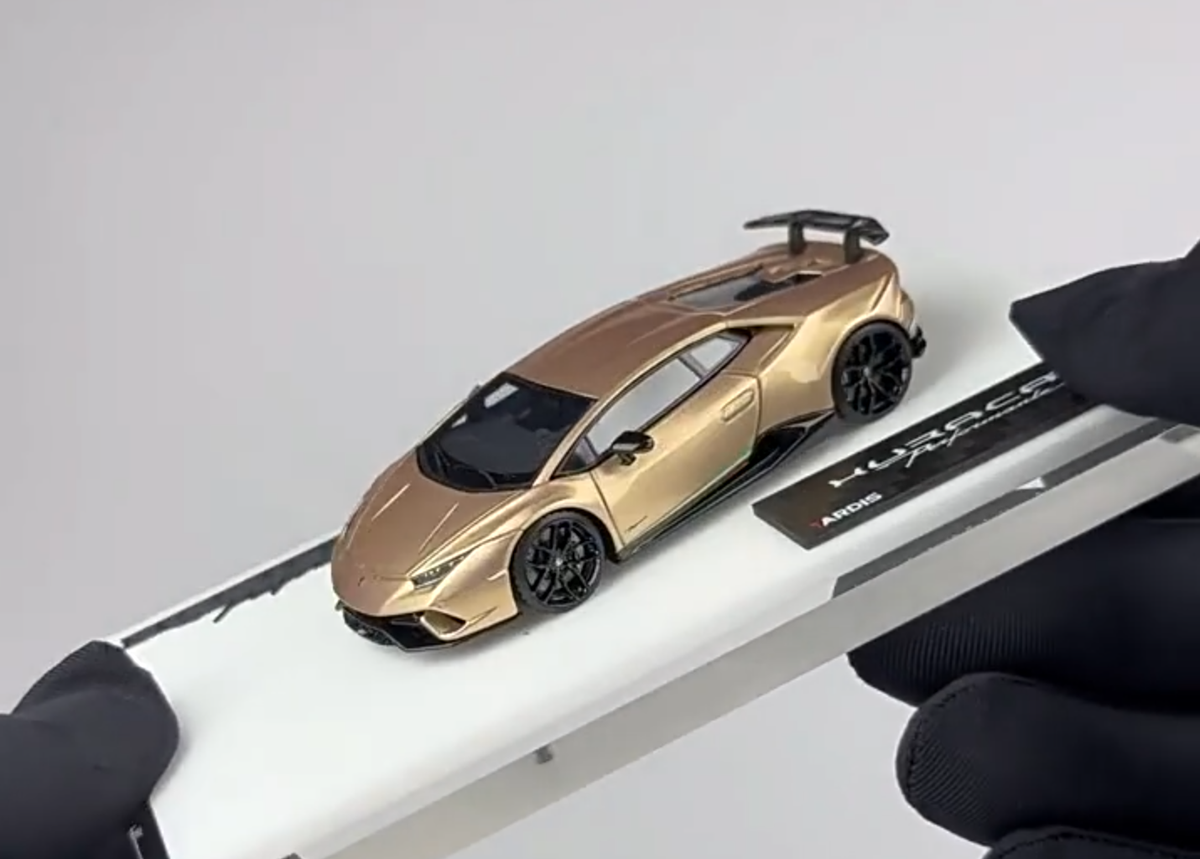 TARDIS 1/64 Lamborghini Huracan Performante Gold Bronze Resin Model