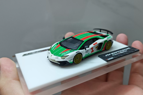 TARDIS 1/64 Lamborghini Aventador LP750-4SV TMCS Malaysia Show Edition