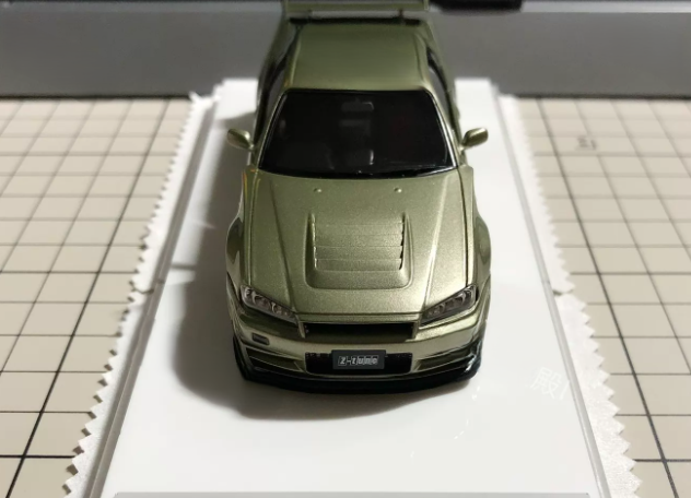 MakeUp 1/43 Nissan Skyline GT-R R34 Z-Tune Millennium Jade EM396