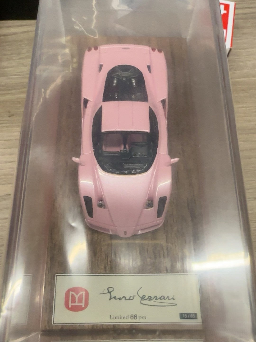 DMH 1/64 Ferrari Enzo Pink Ltd – 66pcs