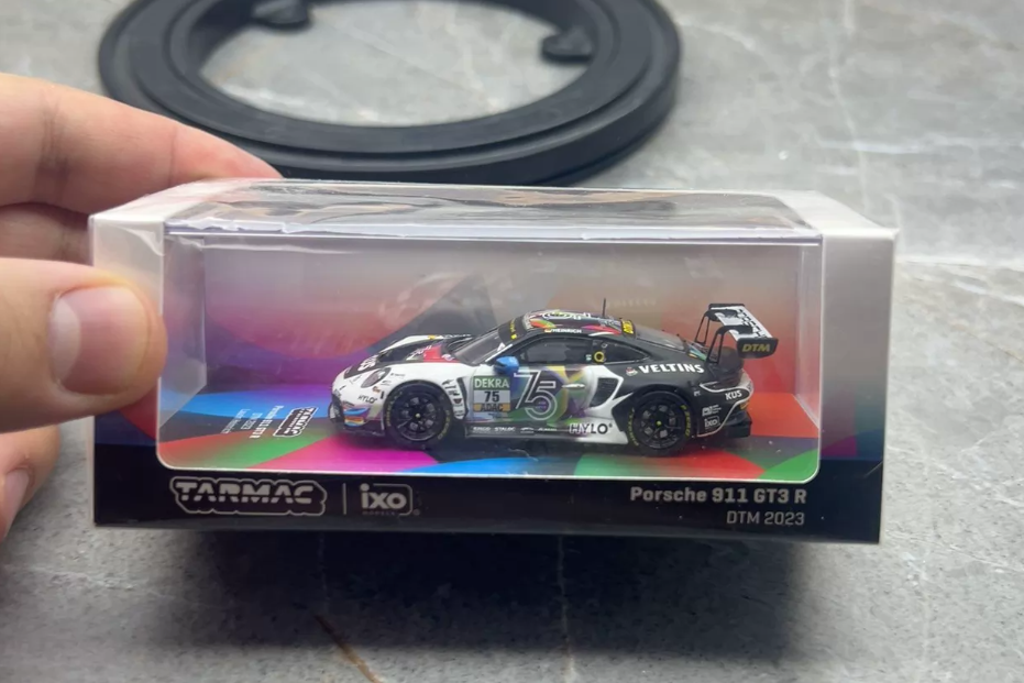 Tarmac Works 1:64 Porsche 911 GT3 R DTM 2023 75th Anniversary