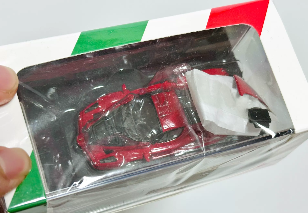 King Model 1:64 Ferrari Enzo F60 Red Opening Diecast Model