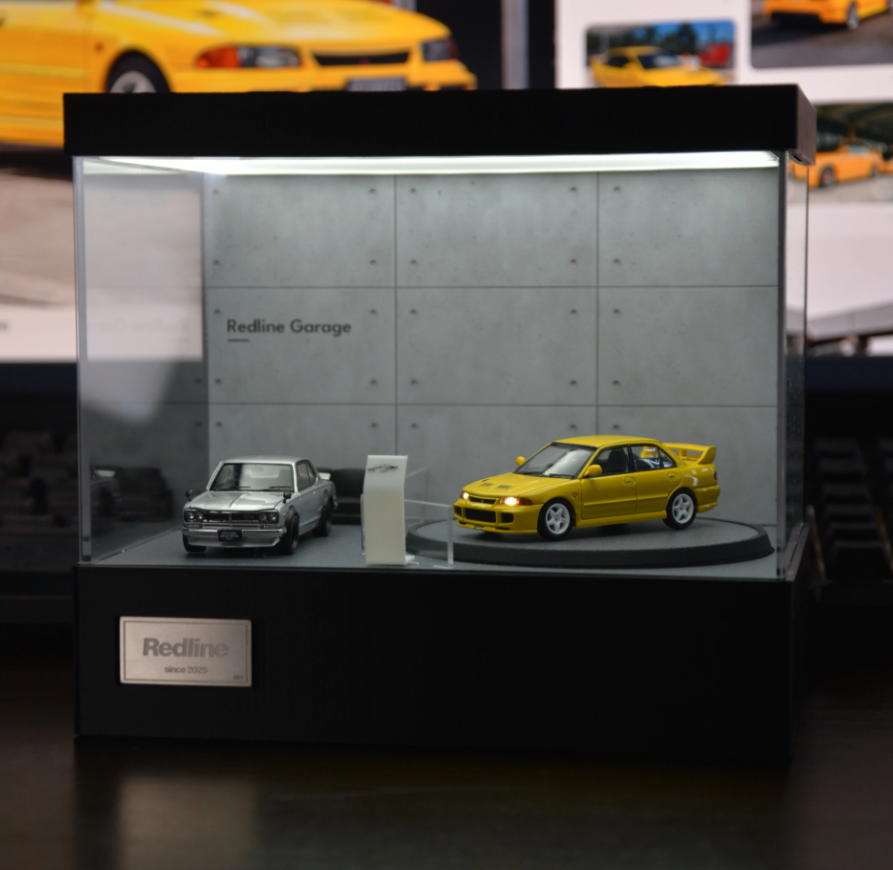 Redline Garage 1/64 Rotating Showroom Concrete Display Case