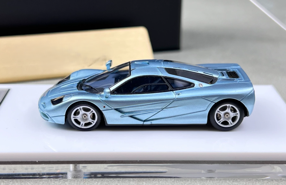 M64X MY64 1:64 McLaren F1 MF1 Ice Blue Limited Edition