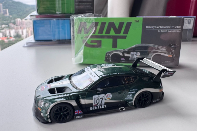 MINI GT 208 M-Sport Team Bentley Continental GT3 1/64