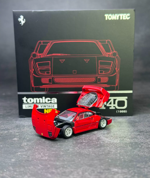 Tomica TLV-Neo 1/64 Ferrari F40 Red