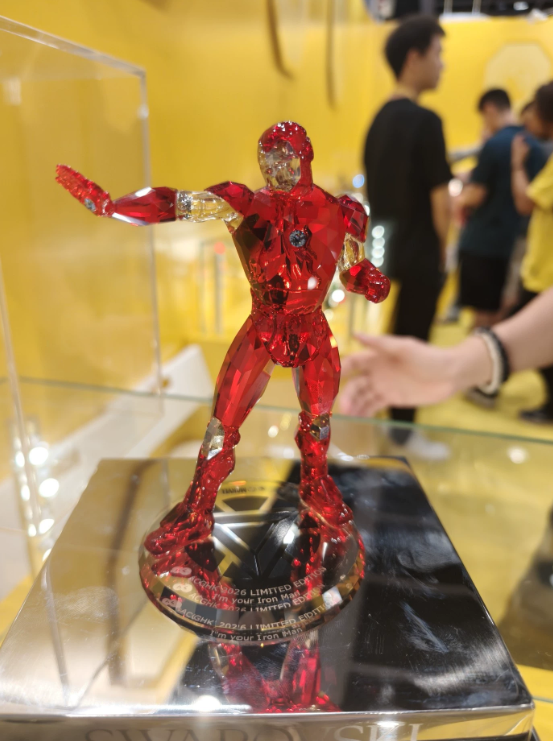 Swarovski Marvel Iron Man Crystal Figurine 5649305 Collectible