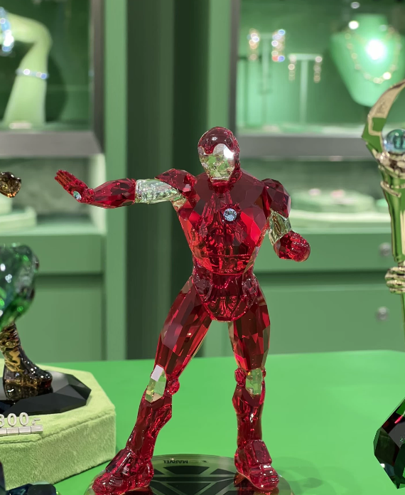 Swarovski Marvel Iron Man Crystal Figurine 5649305 Collectible
