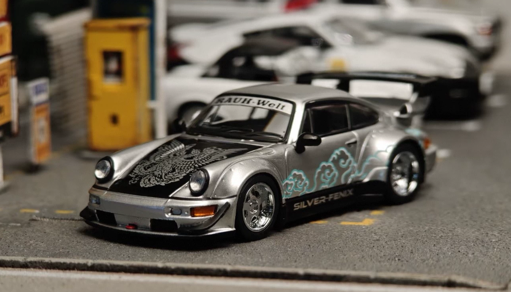 MOTORHELIX 1/64 Porsche 911 964 RWB Silver-Fenix Shenzhen Show