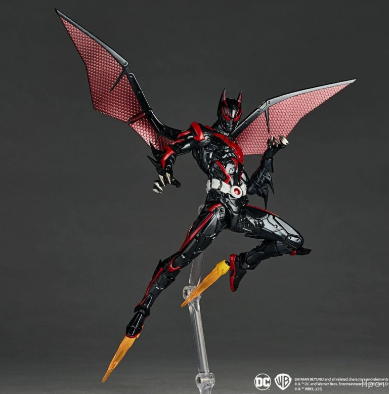 Kaiyodo Revoltech Amazing Yamaguchi Batman Beyond