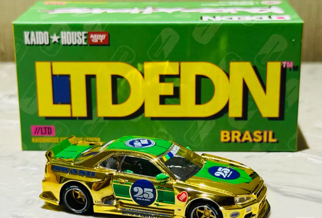 MINI GT Kaido House R34 Kaido Racing Brasil Gold Chrome LTD EDN 1/64 Model