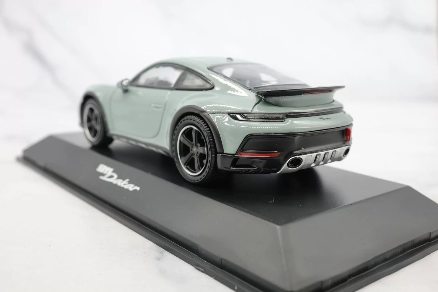 Porsche 911 Dakar 1/43 Diecast Model Green Edition Limited Collectible