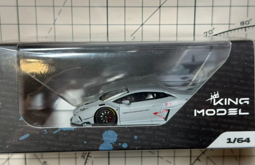 King Model 1/64 Lamborghini Huracan LB-Silhouette WORKS GT Combat Grey