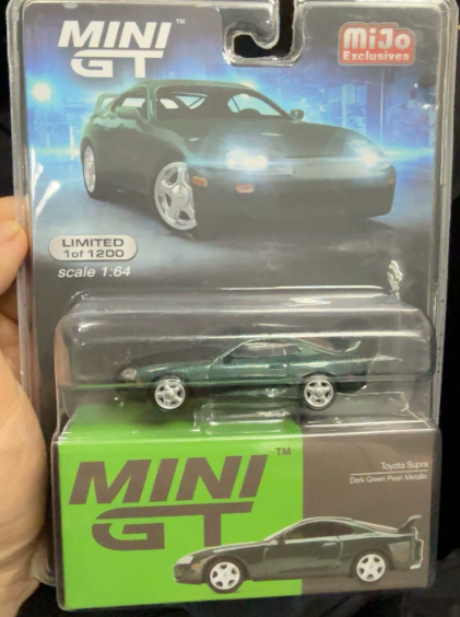 MINI GT 230 Toyota Supra A80 Dark Green Pearl 1/64 Limited Edition
