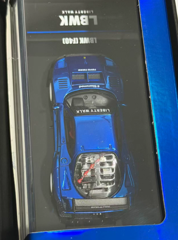 INNO64 1/64 LBWK Ferrari F40 Chrome Blue Chase