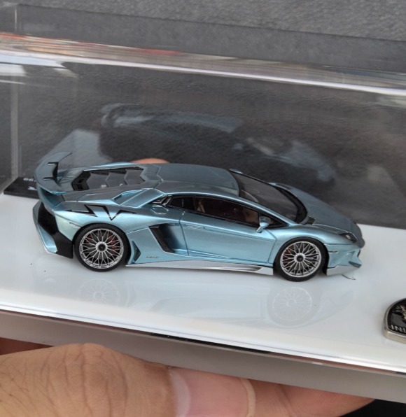 Tardis 1/64 Lamborghini Aventador LP750-4 SV Ice Blue Ltd 99