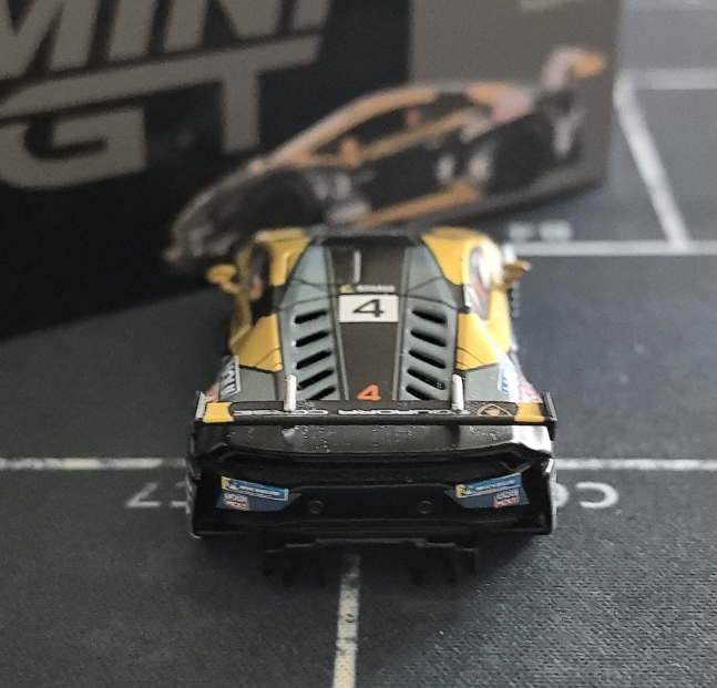 MINI GT 645 Lamborghini Huracan GT3 EVO 2022 Macau GP Phantom Pro