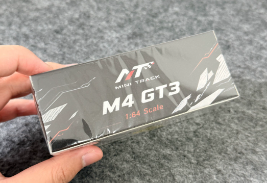 MINI TRACK 1/64 BMW M4 GT3 Alloy Model Black White Racing Livery