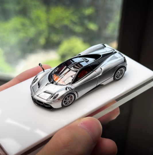 WAM 1/64 Pagani Huayra Coupe Silver Brown Interior