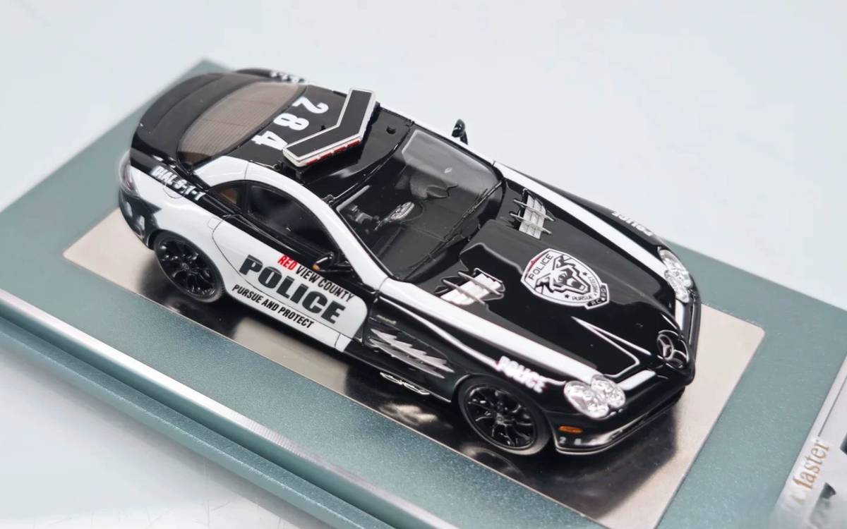 T-Master 1/64 Mercedes-Benz SLR McLaren Redview County Police Foshan Show
