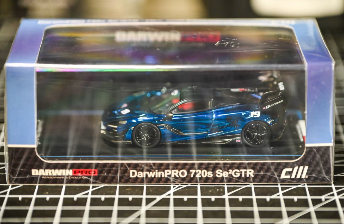 CM Model 1/64 McLaren 720S DarwinPRO 720Se GTR Unchained Blue