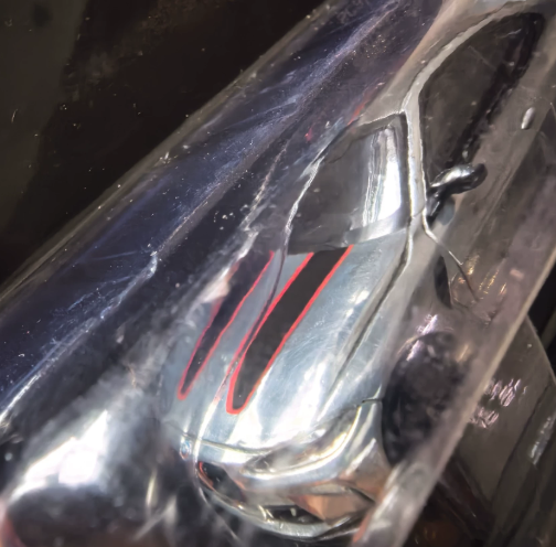 MINI GT 703 BMW M4 CSL Black Sapphire Chase MiJo Blister 1/64