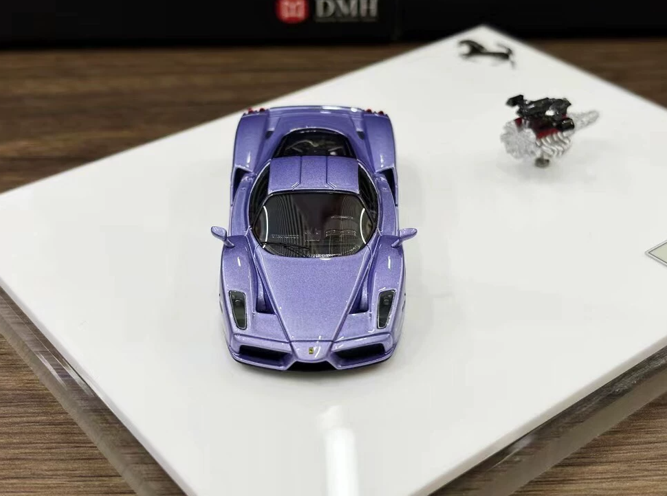 DMH 1/64 Ferrari Enzo Gift Set Ice Purple Limited 50
