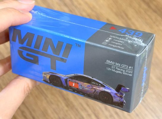 MINIGT 1/64 BMW M4 GT3 Van Gogh Livery #439