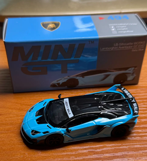 MINI GT 494 LB-Silhouette Lamborghini Aventador GT EVO Baby Blue